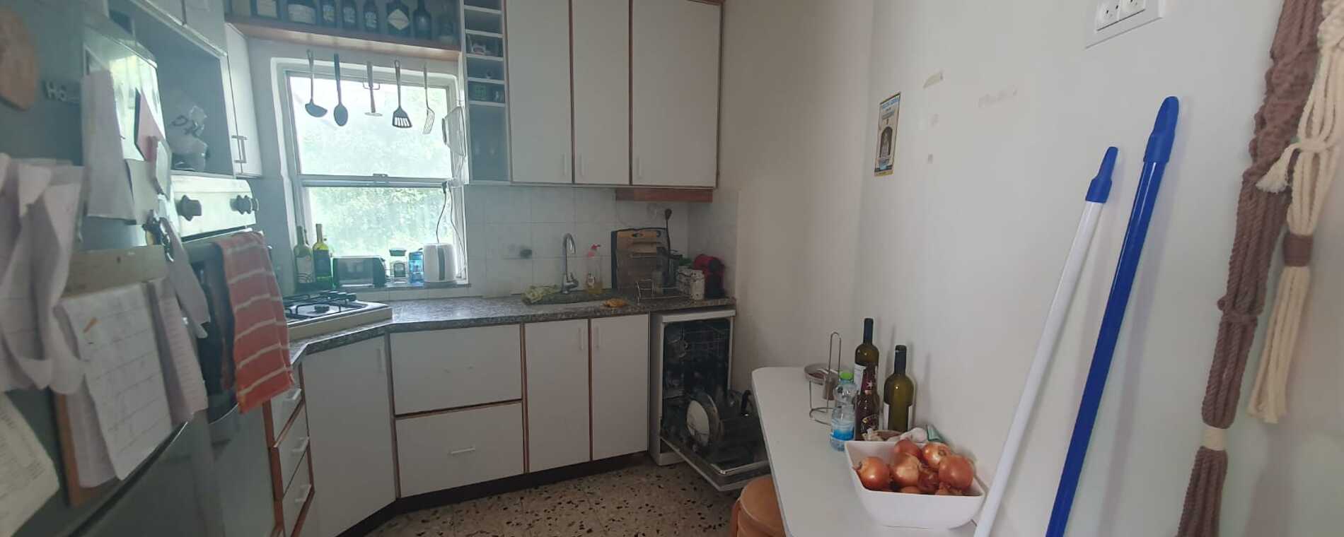 assets/images/properties/Az39 Kitchen  (CapitIL).jpg